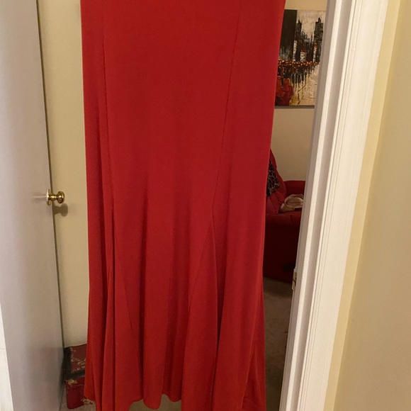 Dress - Picture 2 of 4